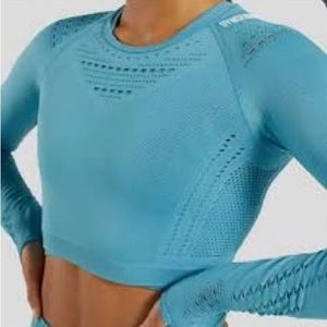 FLAWLESS KNIT LONG SLEEVE CROP TOP